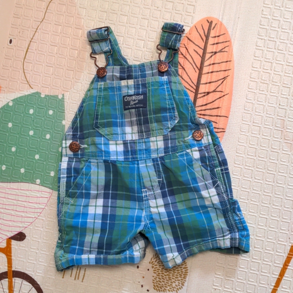 BOGO 💥Osh Kosh B'gosh Plaid overalls
